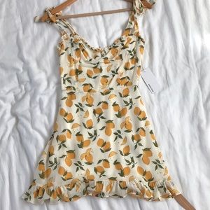 NWT REFORMATION Christine Lemonade Dress 2